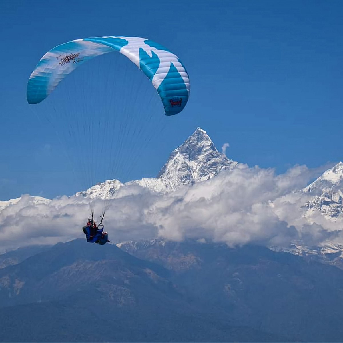 Paragliding